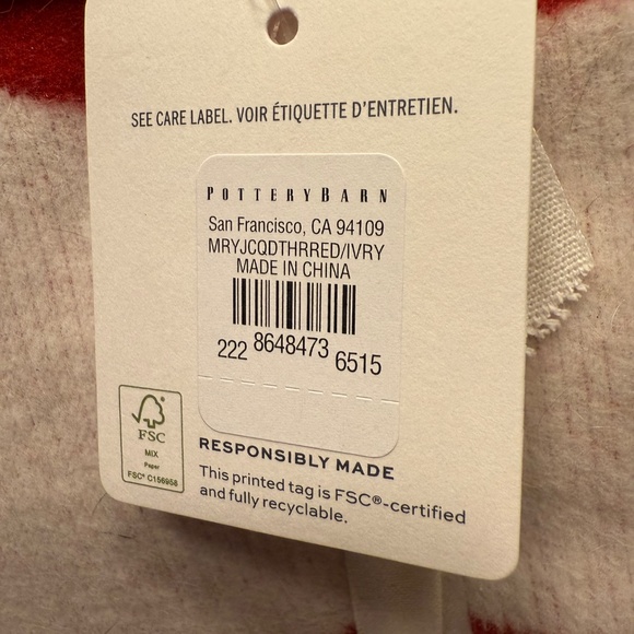 Pottery Barn "Merry" Jacquard Throw - 50 x 60 - NWT - Picture 4 of 4